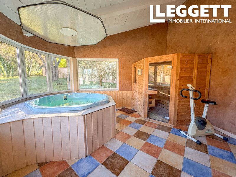 Property photo 3 of 10