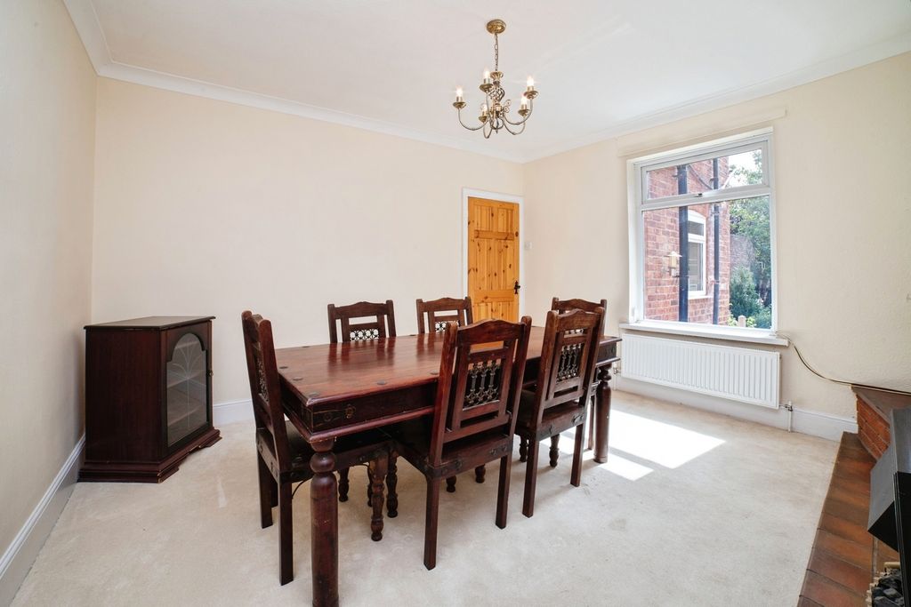 Property photo 3 of 18 Pbox-Img.Jpg