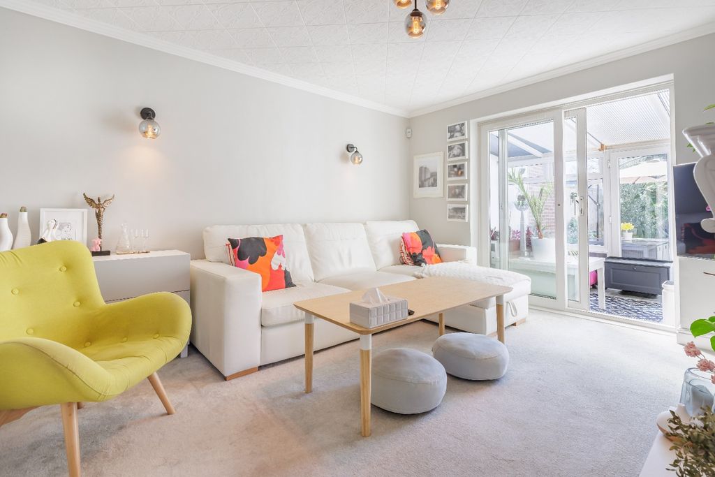 Property photo 2 of 35 5025151