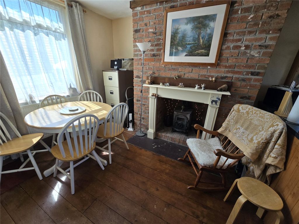 Property photo 3 of 26 Picture No. 11