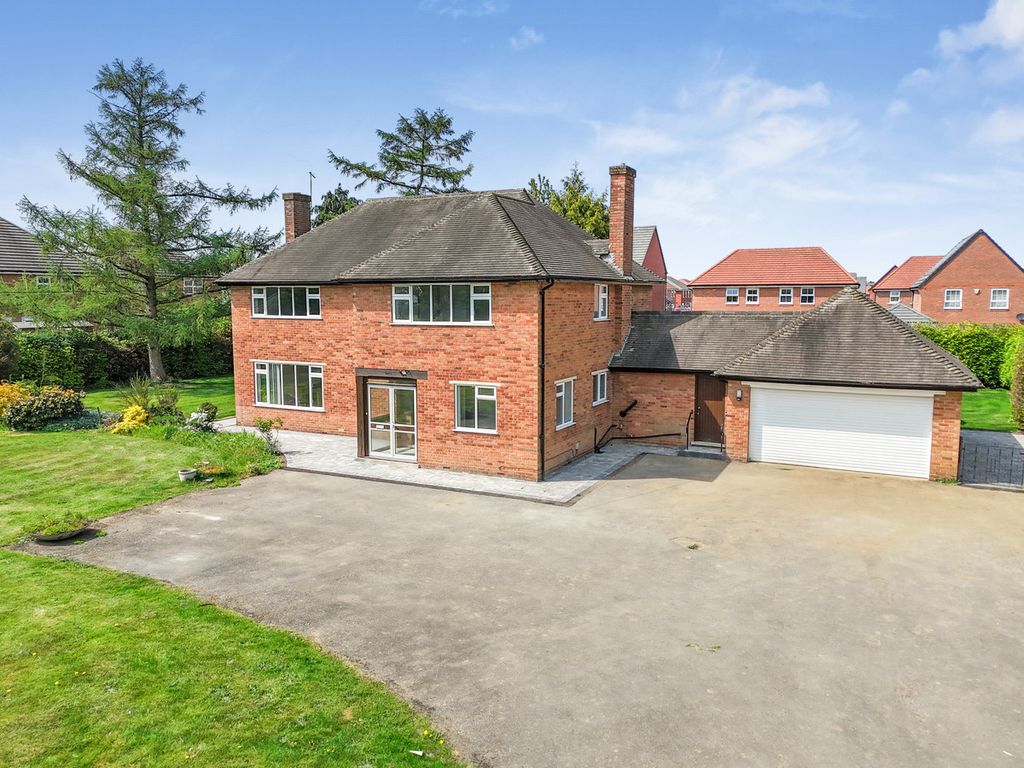 Property photo 1 of 45