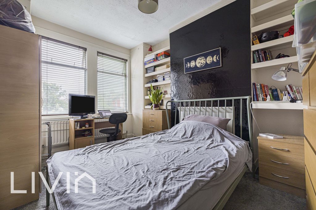Property photo 3 of 9 120A9644