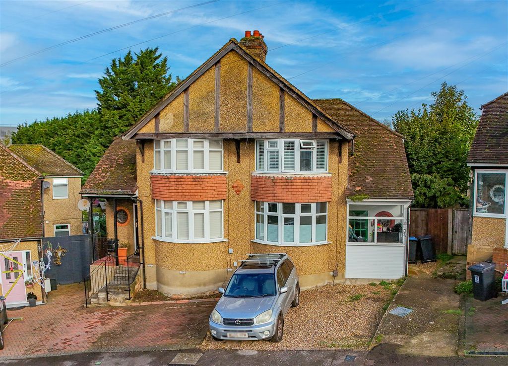 Property photo 1 of 14 1