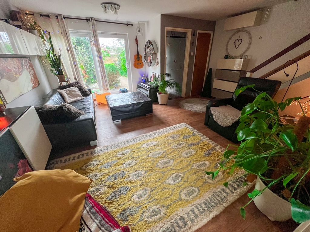 Property photo 3 of 37