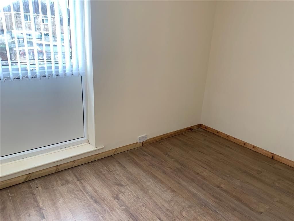 Property photo 3 of 6 Image