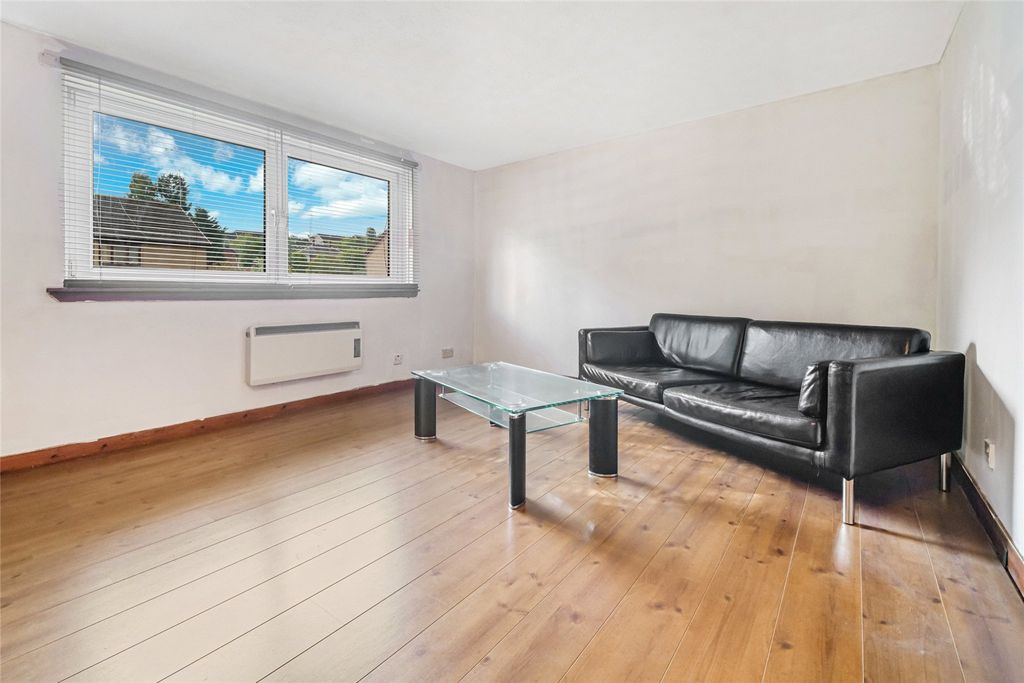 Property photo 2 of 17 Picture No. 04