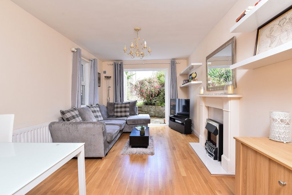 Property photo 2 of 6 Picture No. 04