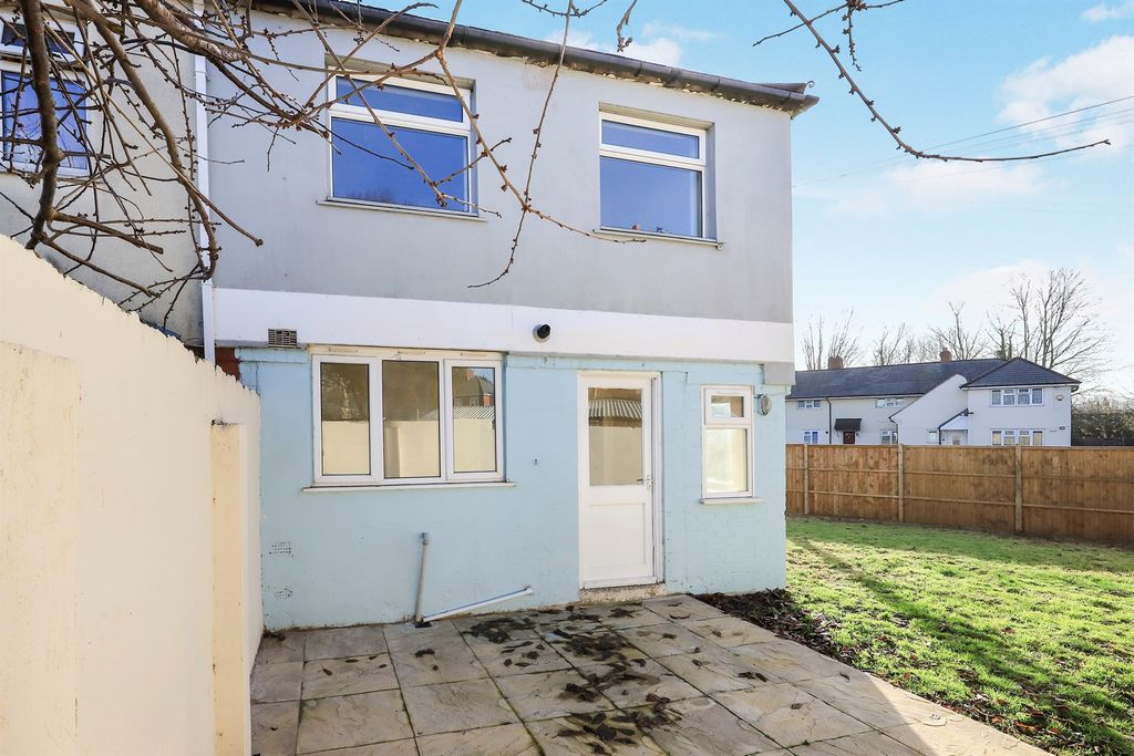 Property photo 2 of 16