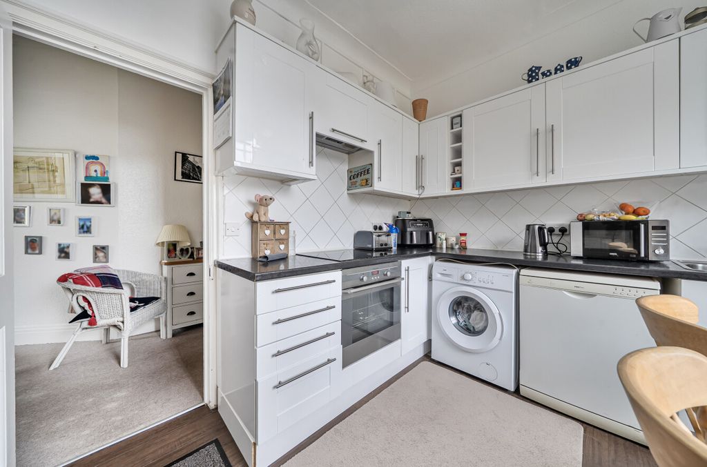 Property photo 2 of 18 1433540-7-69c2Ab7...