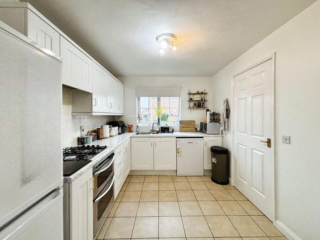 Property photo 3 of 18 Editedimage-F6B0F538-5E4c-4159-8d95-19A0637E9c04 2