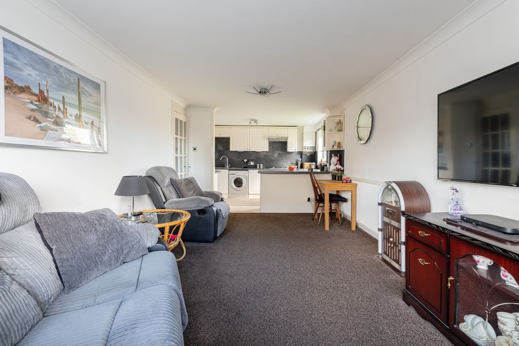 Property photo 3 of 16 Property Image 3