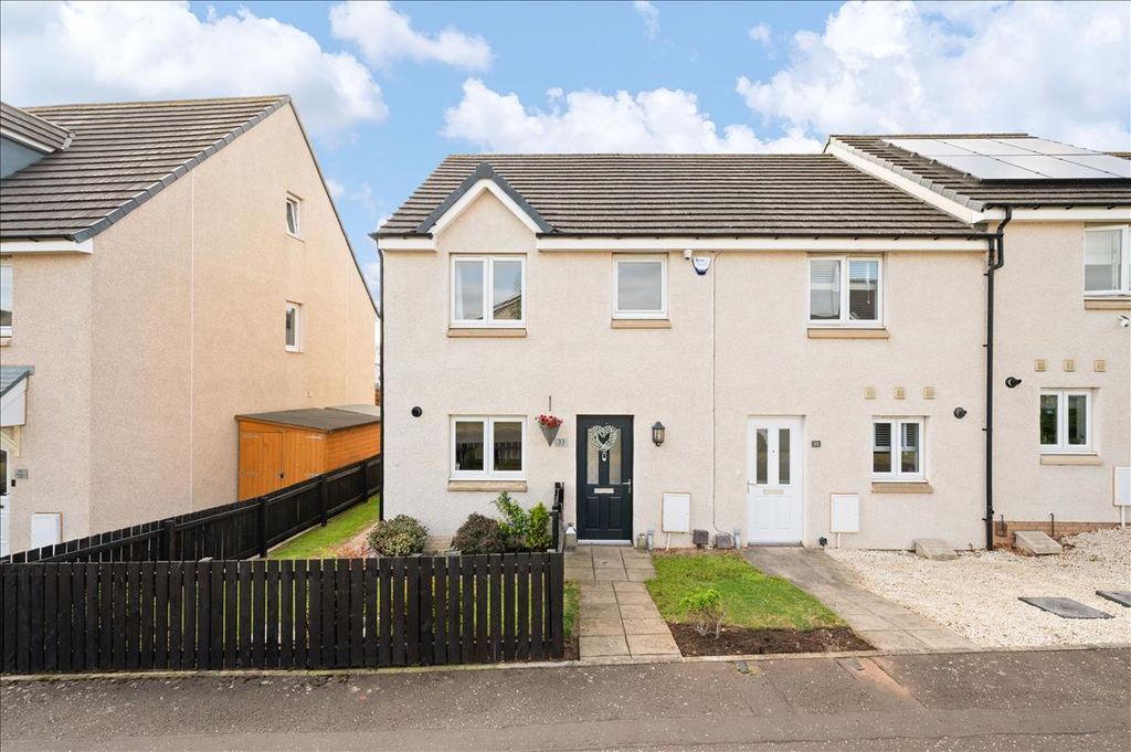 Property photo 1 of 30