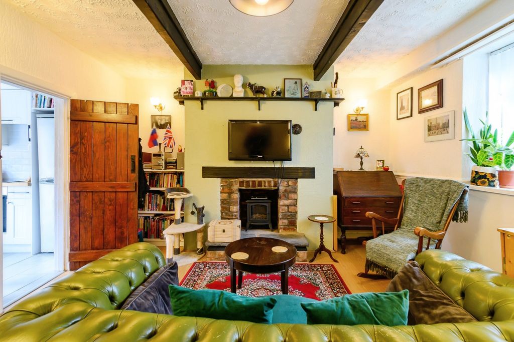 Property photo 3 of 15