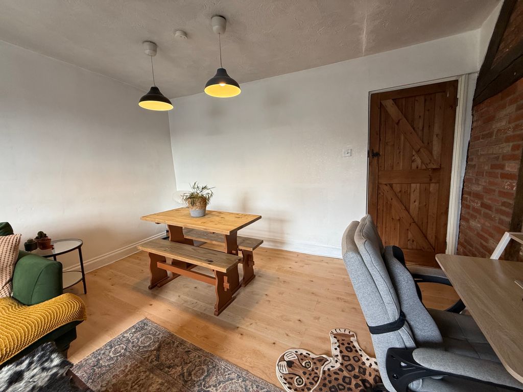 Property photo 2 of 17 Lounge/Diner