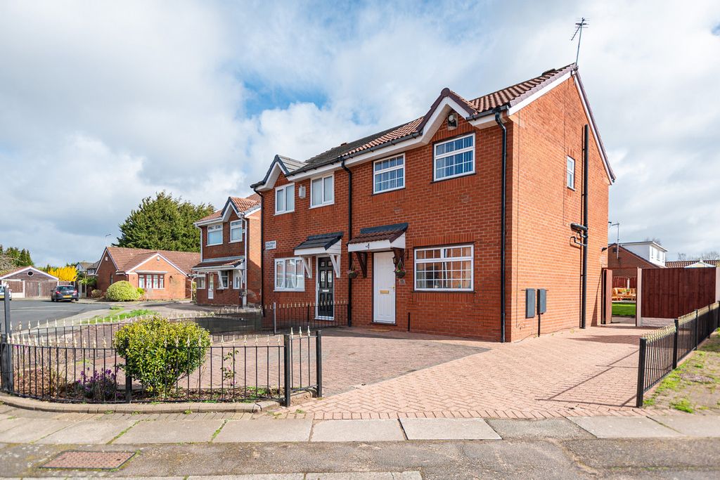 Property photo 1 of 23