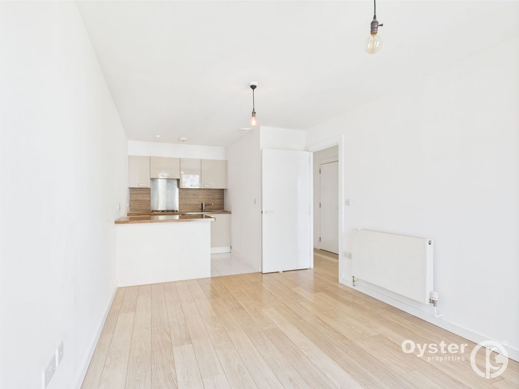 Property photo 3 of 13 Reception