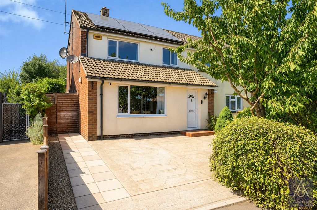 Property photo 1 of 19 Picture No. 52