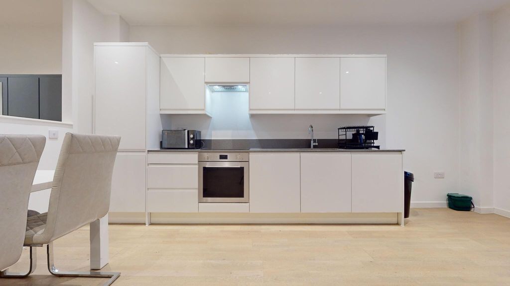 Property photo 2 of 12 Kitchen