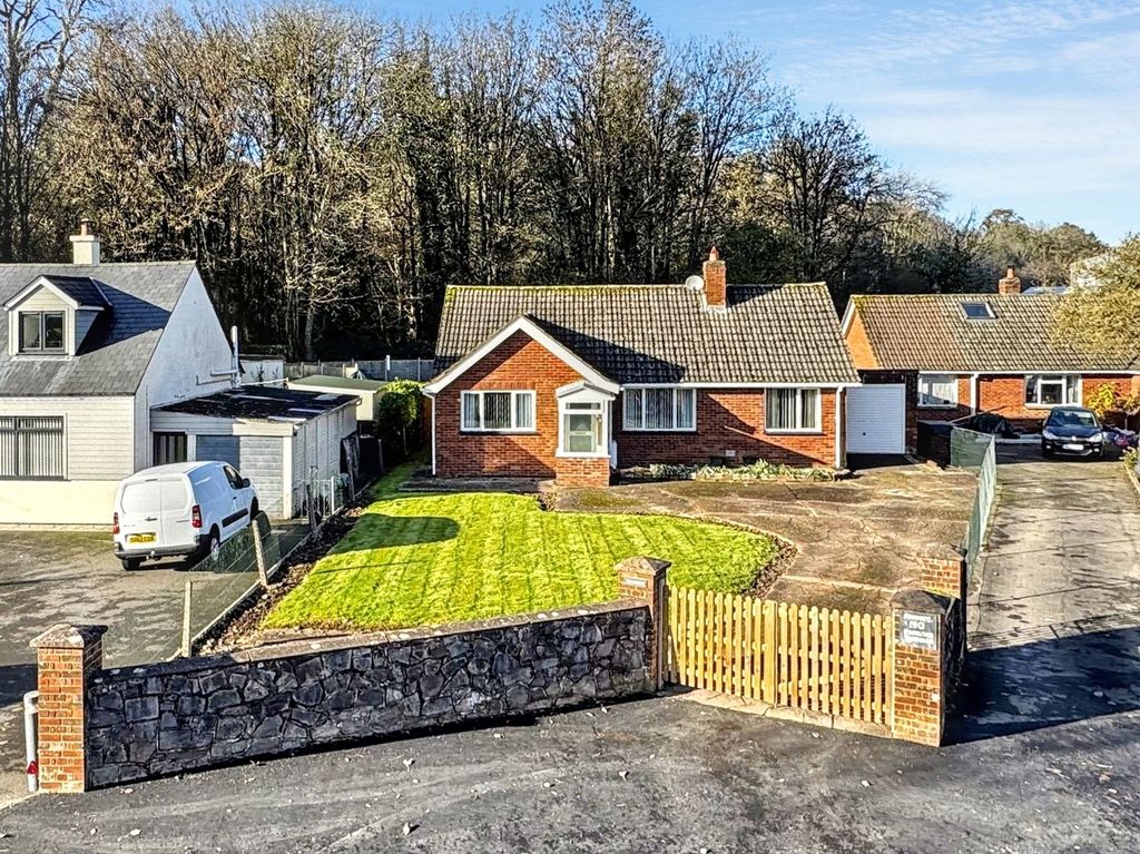 Property photo 1 of 25