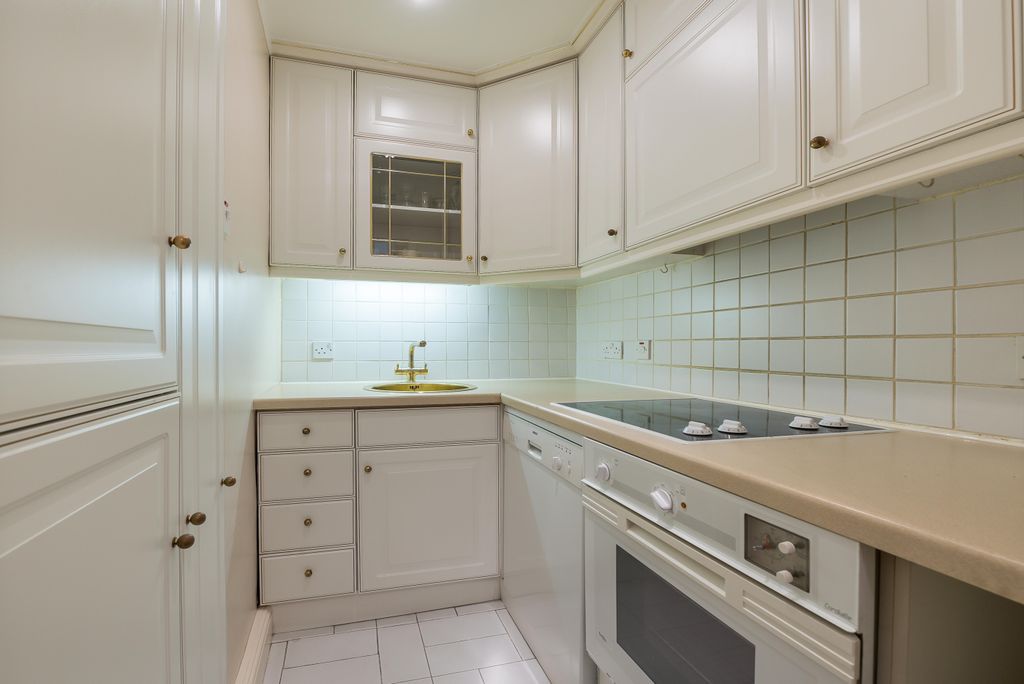 Property photo 3 of 9 View