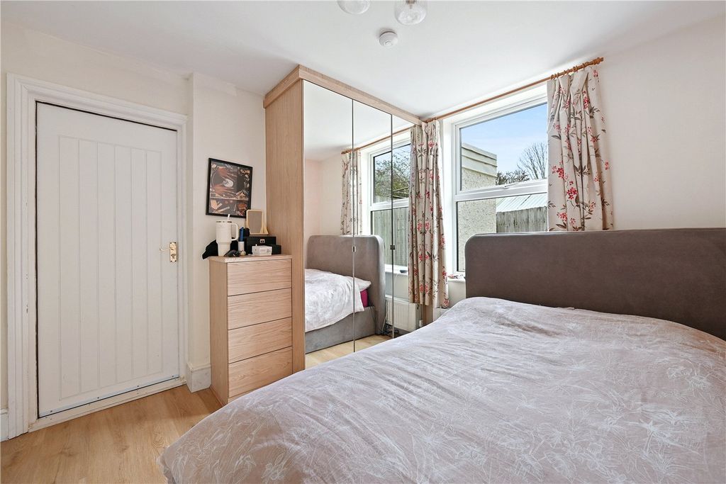 Property photo 2 of 7 Picture No. 01