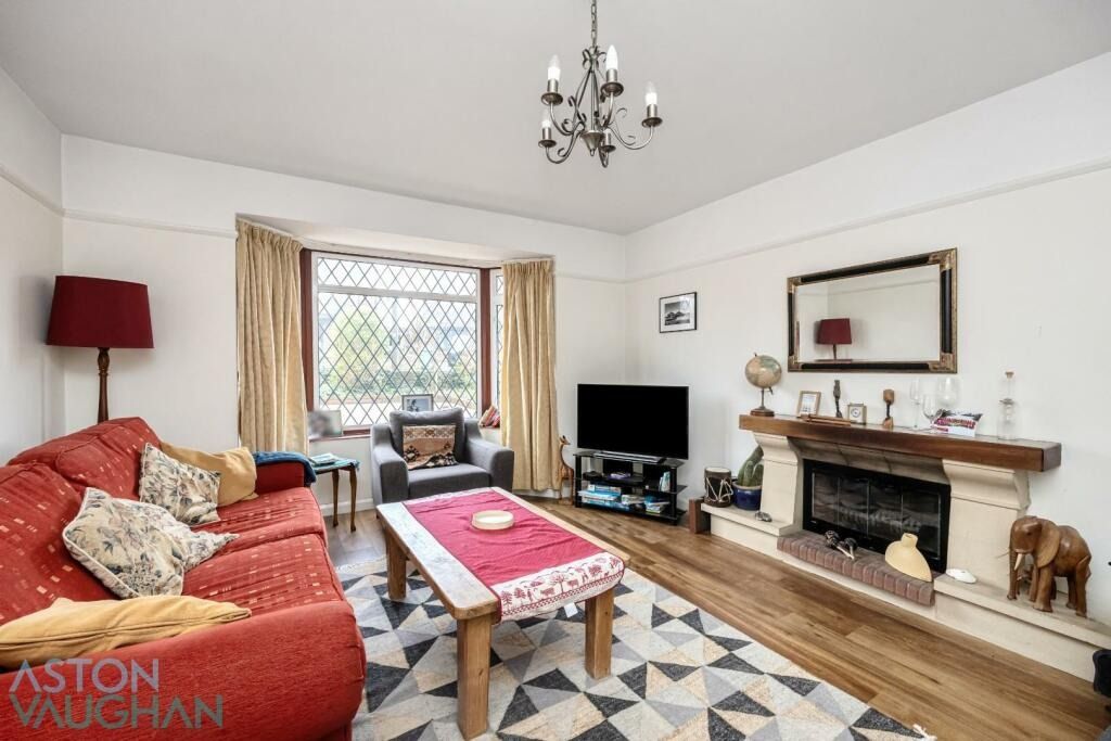 Property photo 3 of 25 4518954