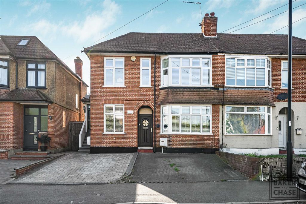 Property photo 1 of 20 Front