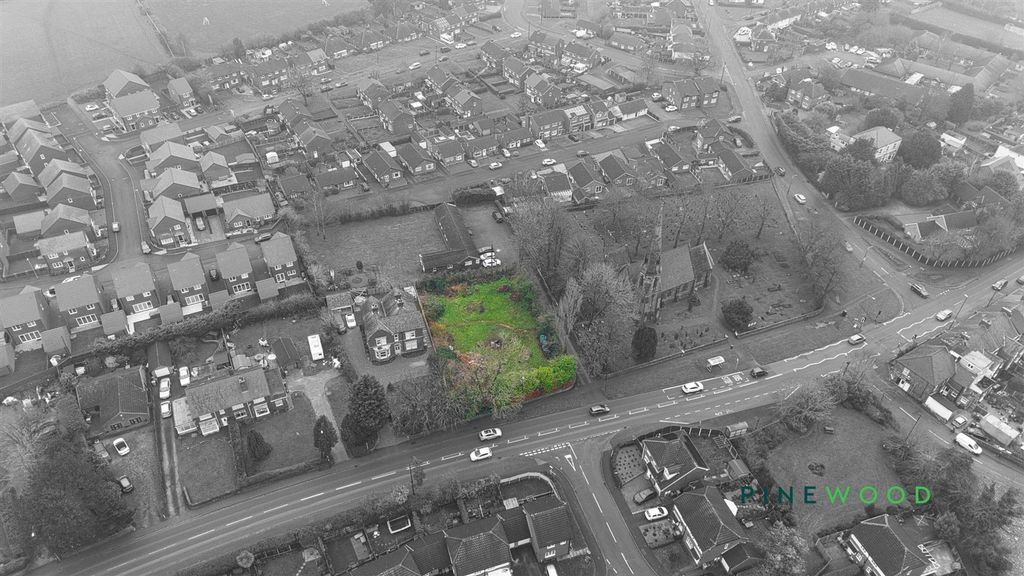 Property photo 2 of 5 Aerial