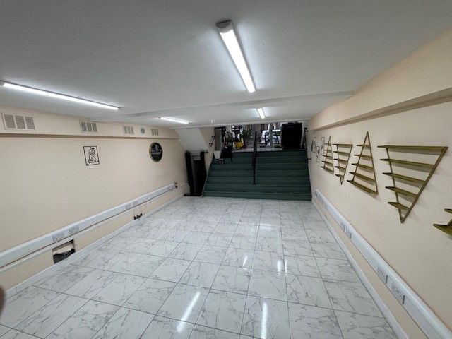 Property photo 1 of 10 Photo 1