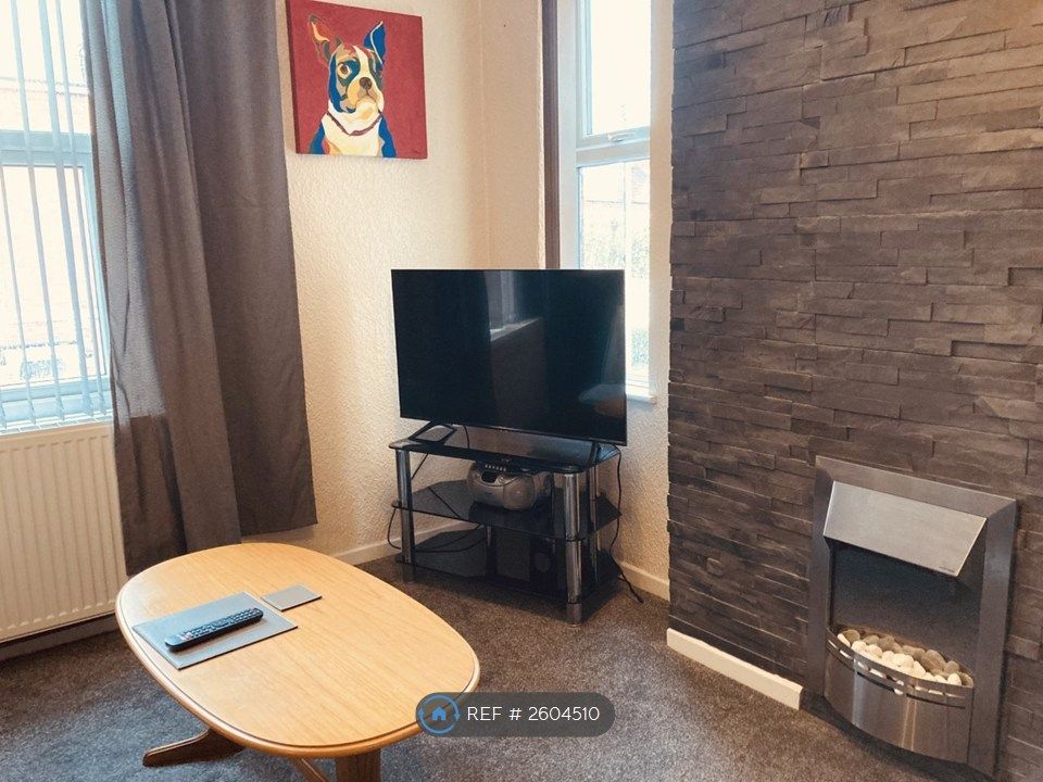Property photo 2 of 27 Lounge