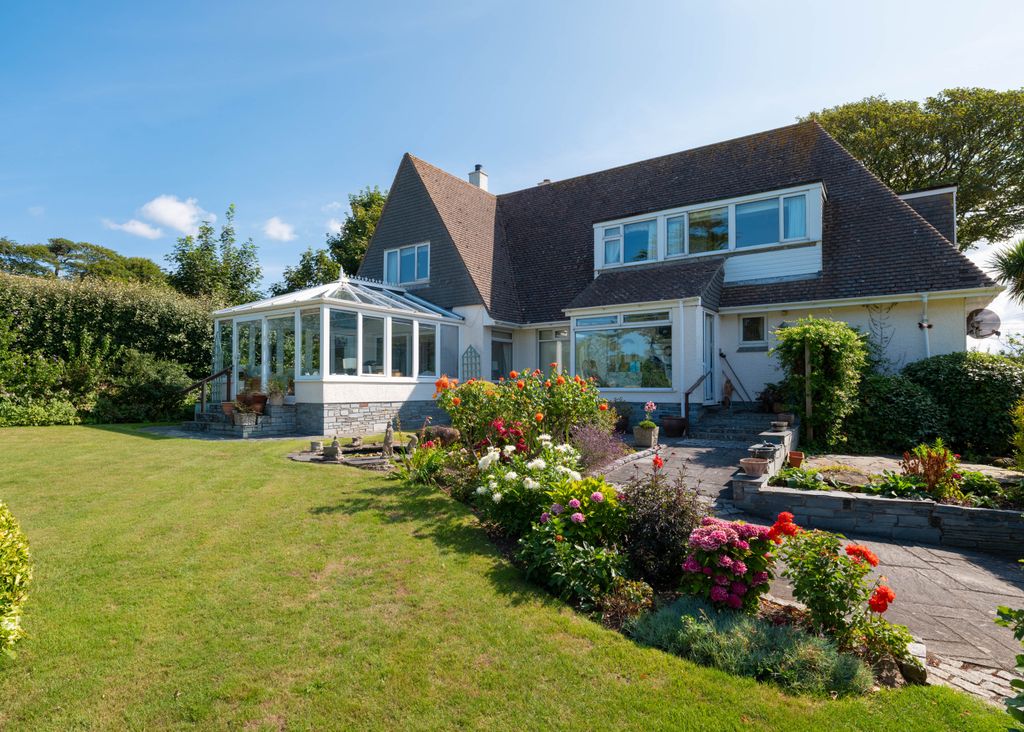 Property photo 1 of 19 Tewennow