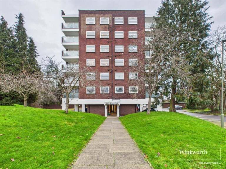 Property photo 1 of 10