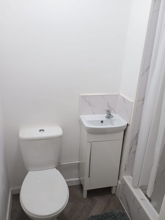 Property photo 3 of 3