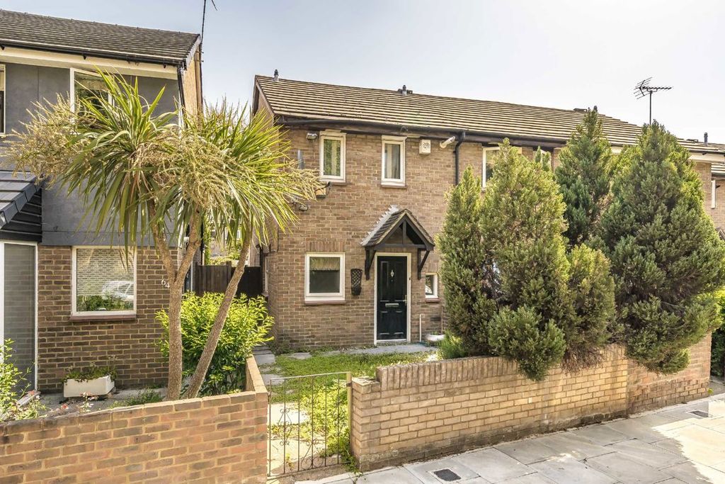 Property photo 1 of 7