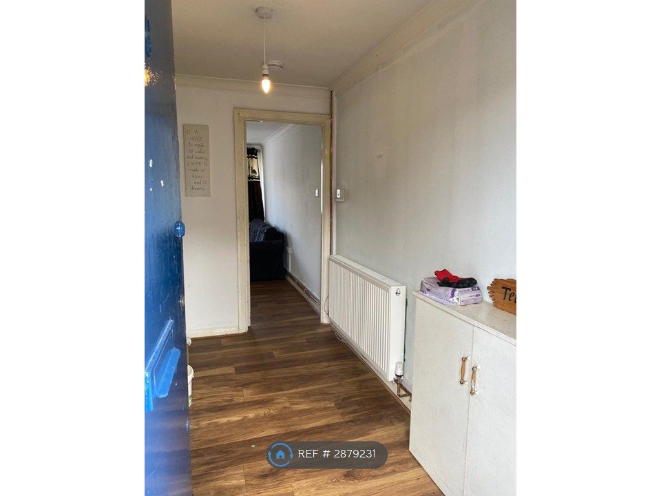 Property photo 3 of 13 Entrance