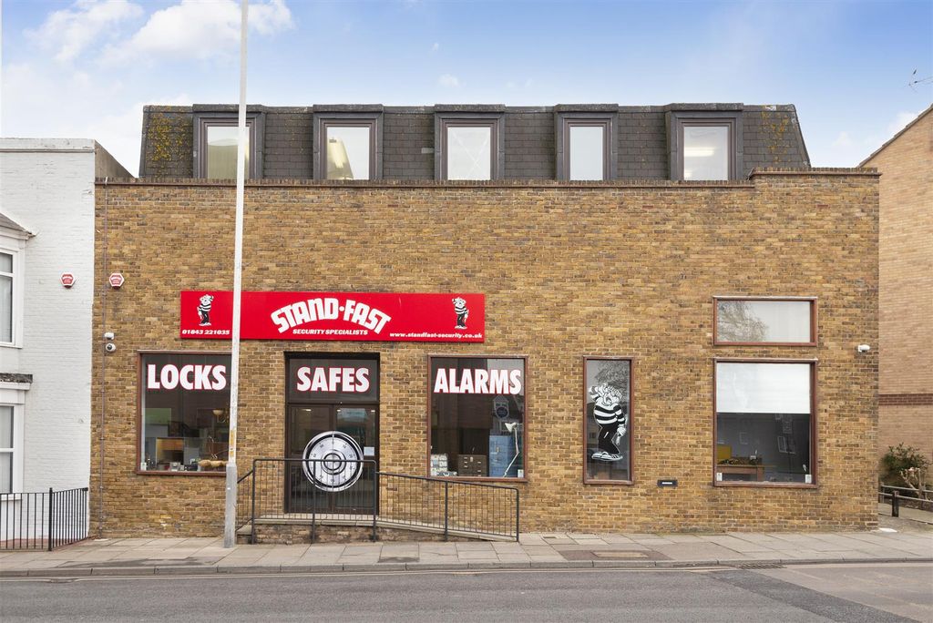 Property photo 1 of 51 Picture 1