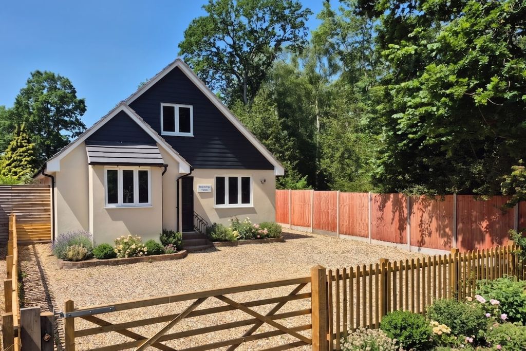 Property photo 1 of 34