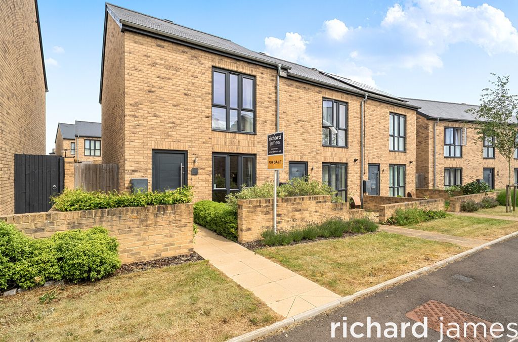 Property photo 1 of 13 547Bed450d384c90A70De6E56Ac71ba8
