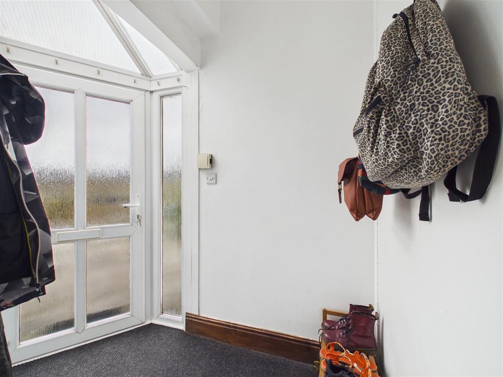 Property photo 2 of 28 Entrance Porch