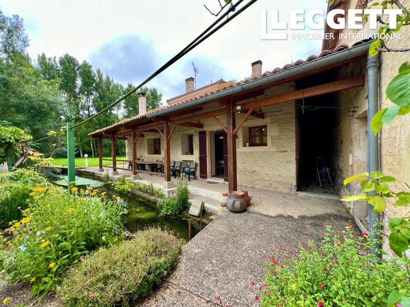 Property photo 3 of 10