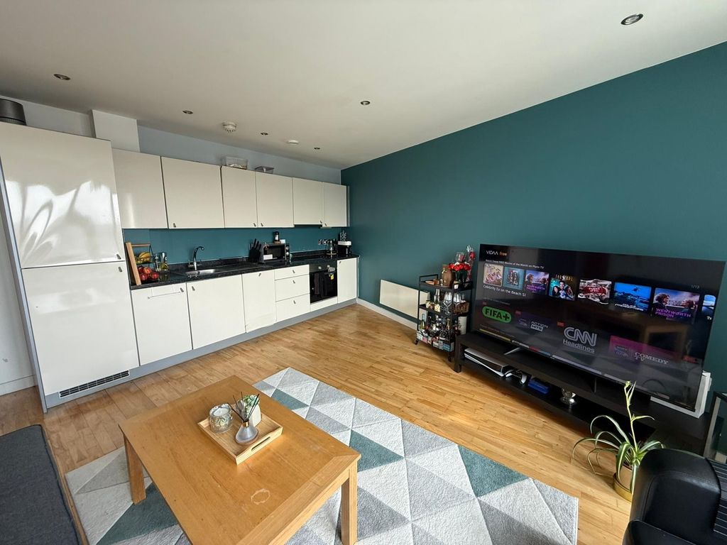 Property photo 3 of 8