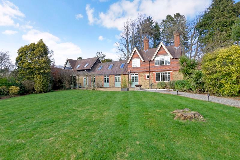 Property photo 3 of 32 Photo 9