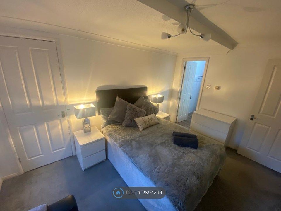 Property photo 3 of 12 Bedroom One