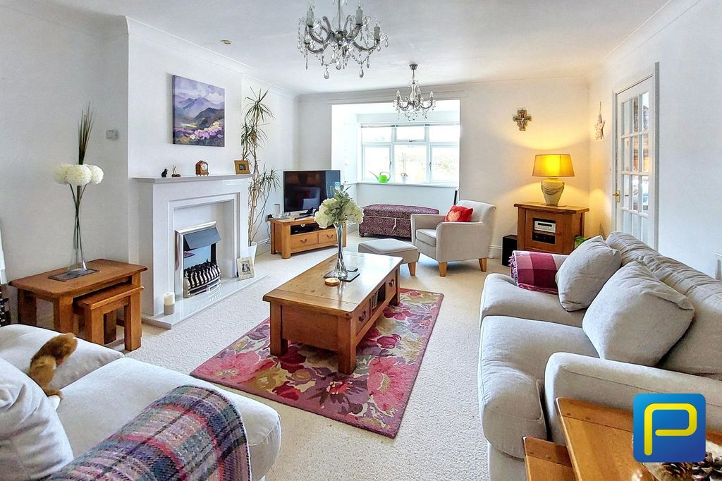 Property photo 3 of 29