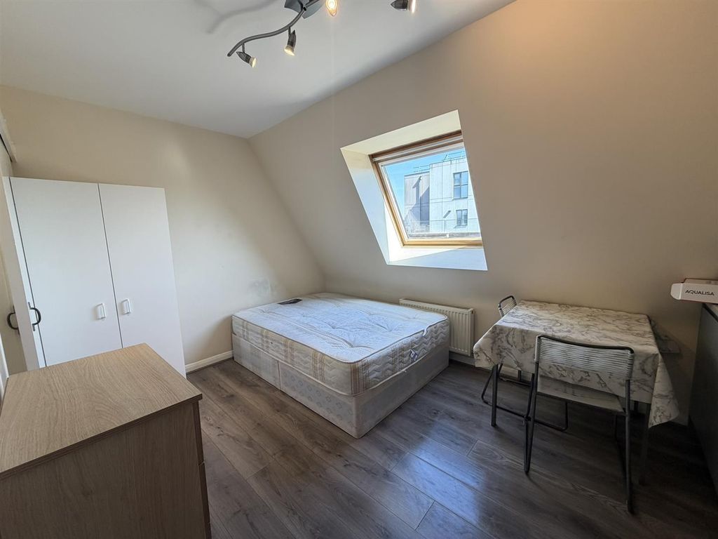 Property photo 3 of 6 Img_5973.Jpeg