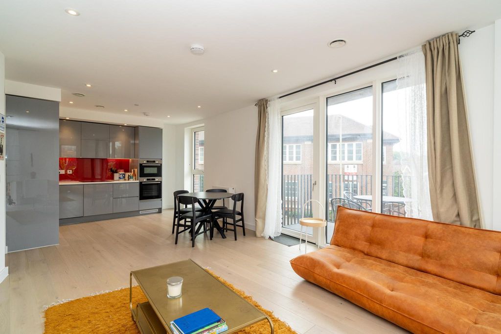 Property photo 3 of 10 Floorplan