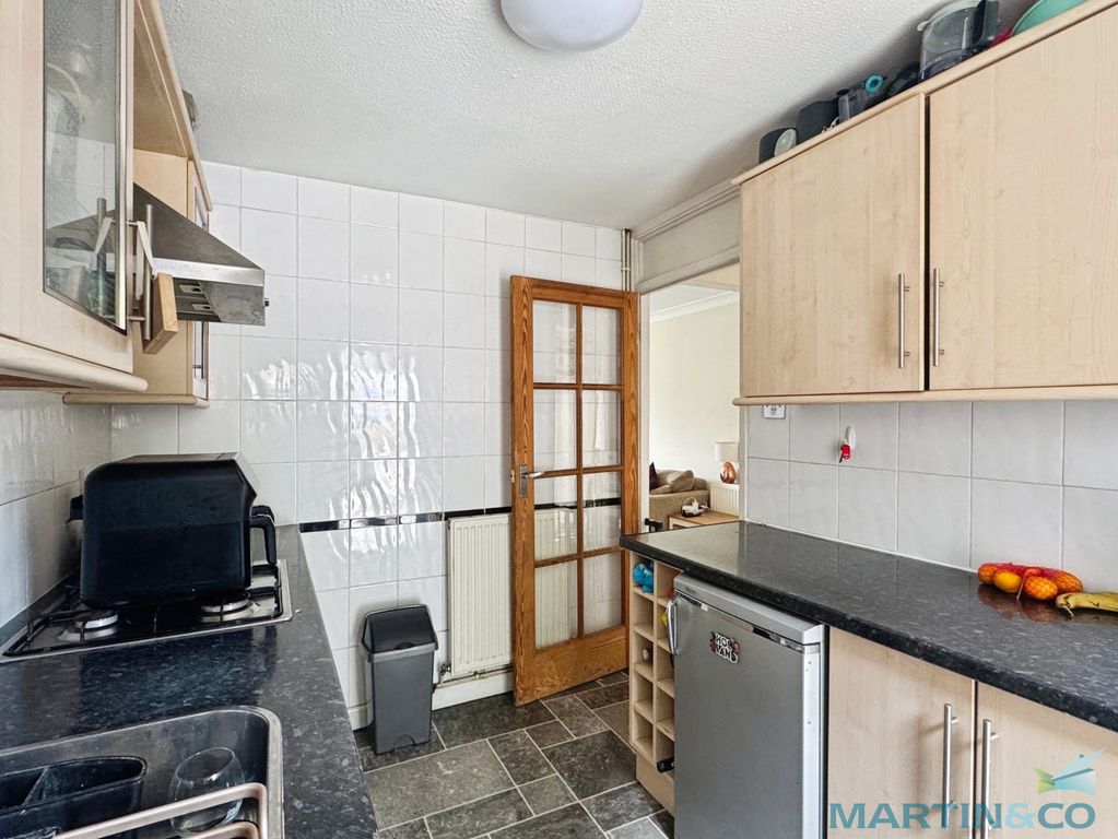 Property photo 3 of 14 6556F82A--4565-9E5F-21D280A46328-26518-00000E7041A