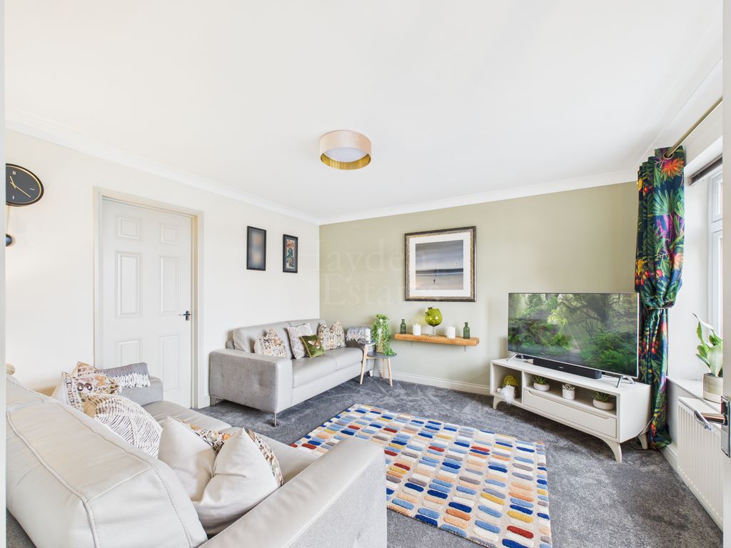 Property photo 3 of 33