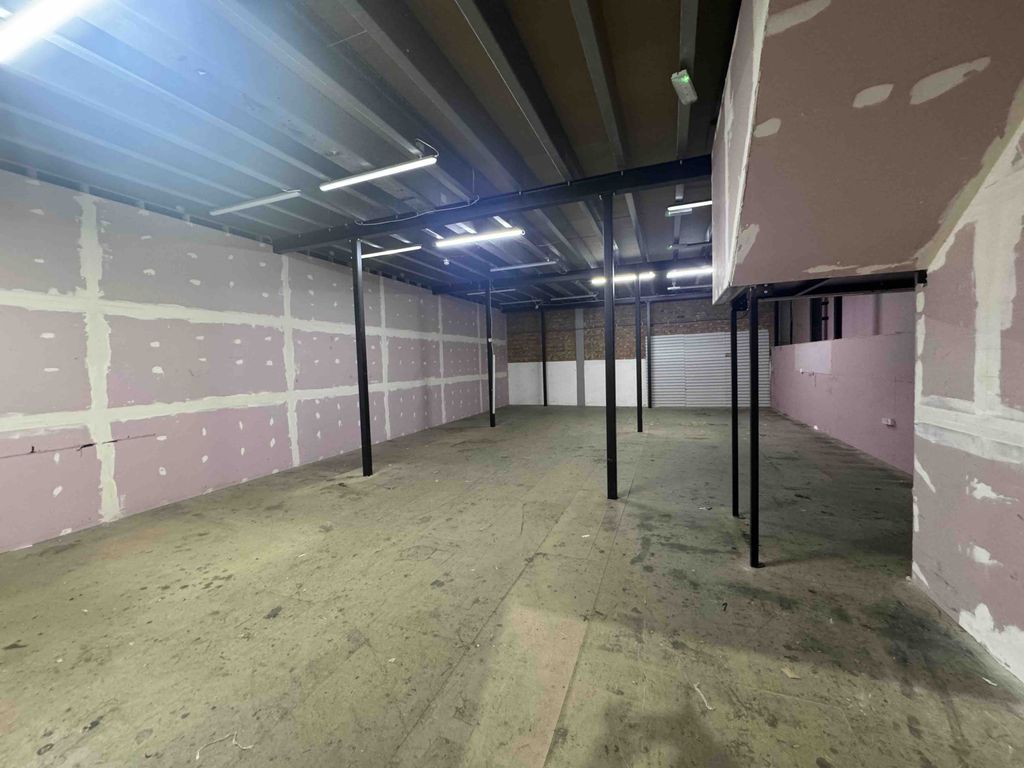 Property photo 1 of 1 Property For Let