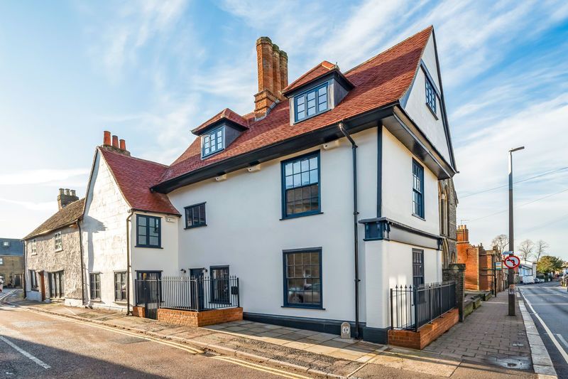 Property photo 1 of 37 Photo 40